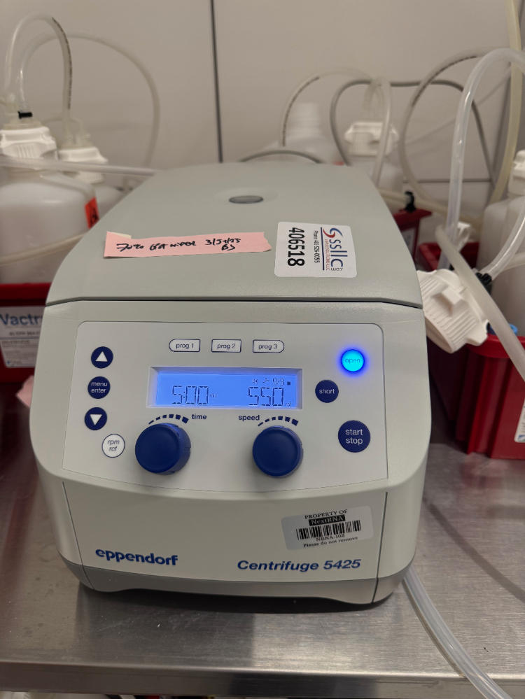 Image of Eppendorf 5425 Centrifuge